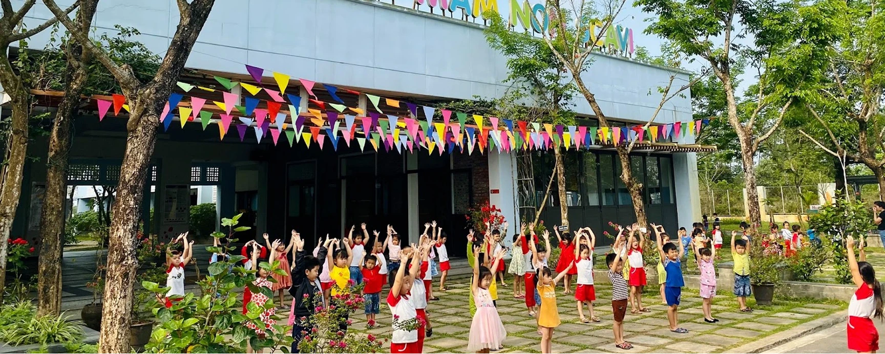 B’Lao – Scavi: Nỗ lực xây dựng mô hình Câu lạc bộ Thời trang – dệt may tiên phong trách nhiệm.